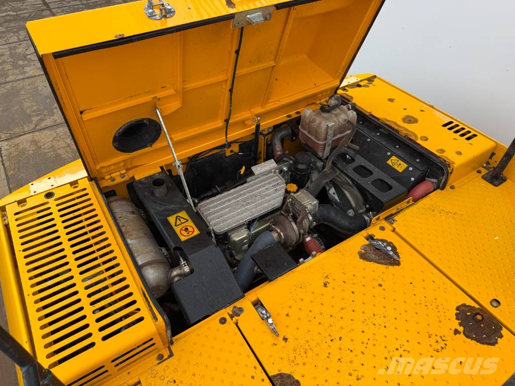 JCB 220X-LC - Quick Coupler / Automatic Greasing Excavadoras sobre orugas