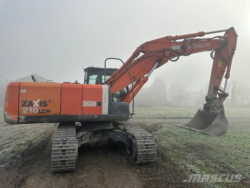 Hitachi ZX 210 Rupsgraafmachines