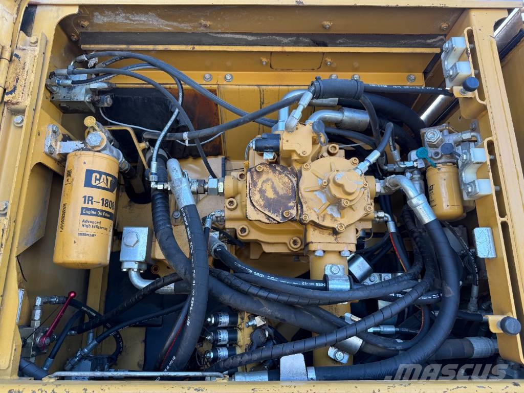 CAT 345C UHD 27m - Hydr Undercarriage / German Machine Excavadoras de demolición