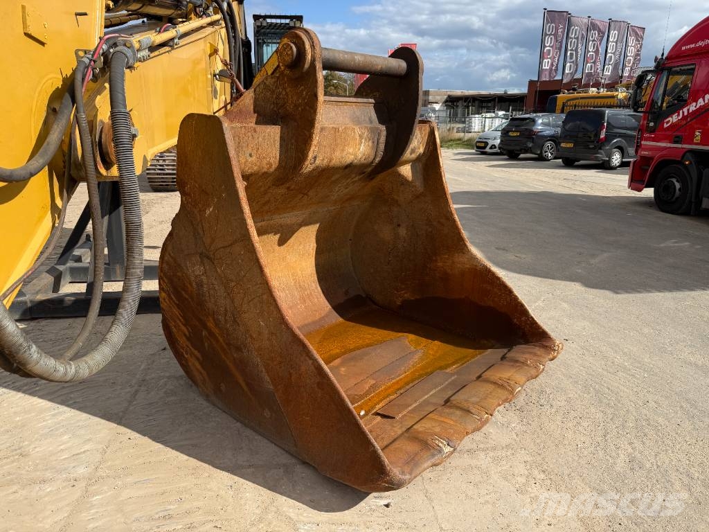 CAT 345C UHD 27m - Hydr Undercarriage / German Machine Excavadoras de demolición