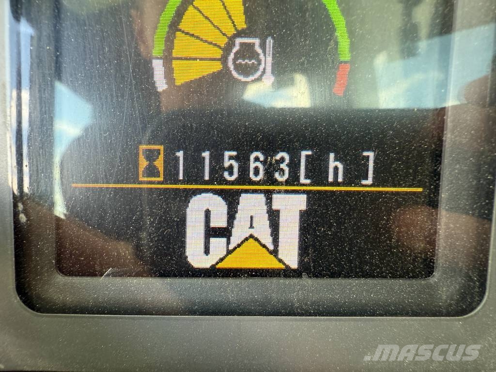 CAT 345C UHD 27m - Hydr Undercarriage / German Machine Excavadoras de demolición