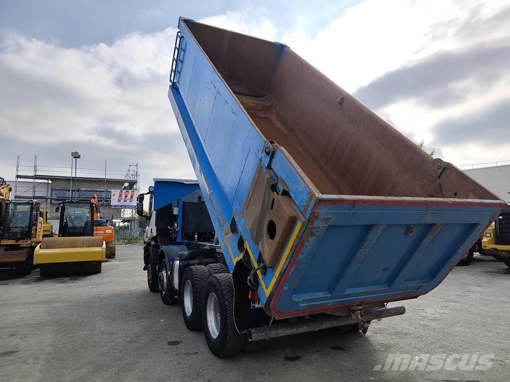 Iveco AD410T 8x4 kipper . Kiper tovornjaki