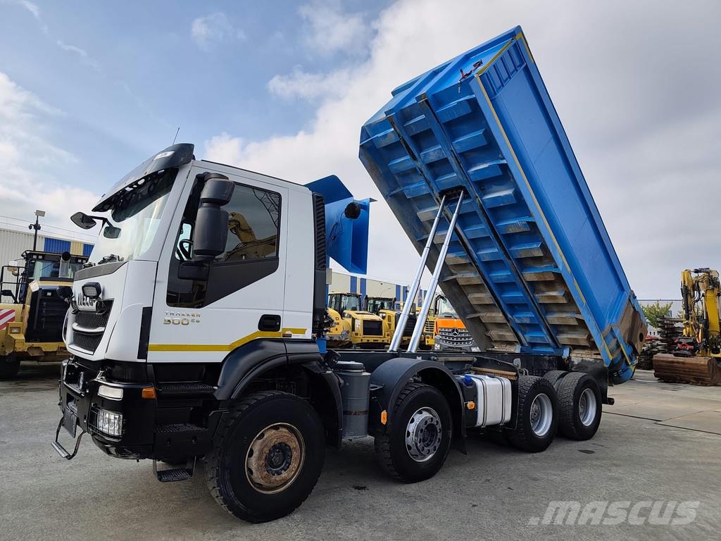Iveco AD410T 8x4 kipper . Kiper tovornjaki