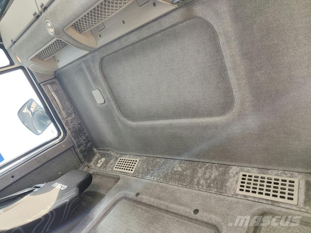 Iveco AD410T 8x4 kipper . Kiper tovornjaki
