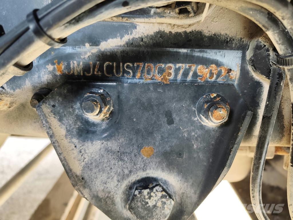 Iveco AD410T 8x4 kipper . Kiper tovornjaki