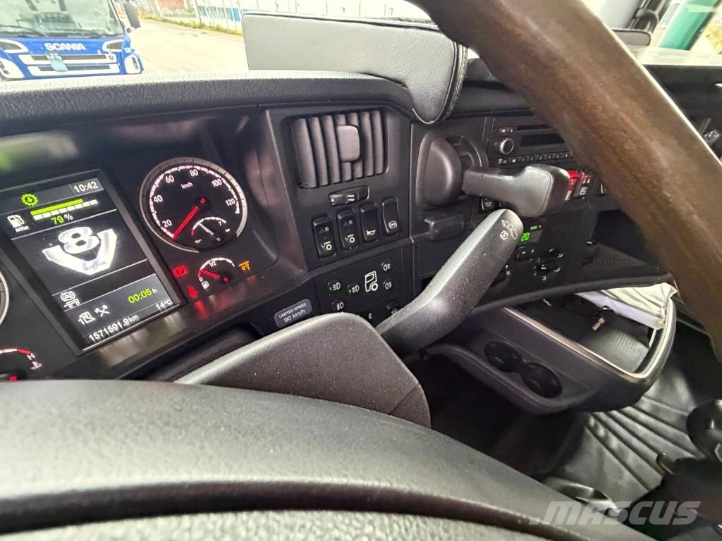 Scania R560LB6X2HNB Seria nr 5203 شاحنات بدرجة حرارة قابلة للضبط