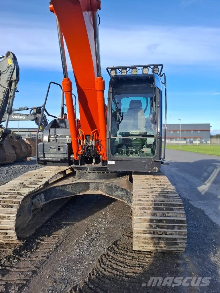 Hitachi ZX 210 LC-6 Telakaivukoneet