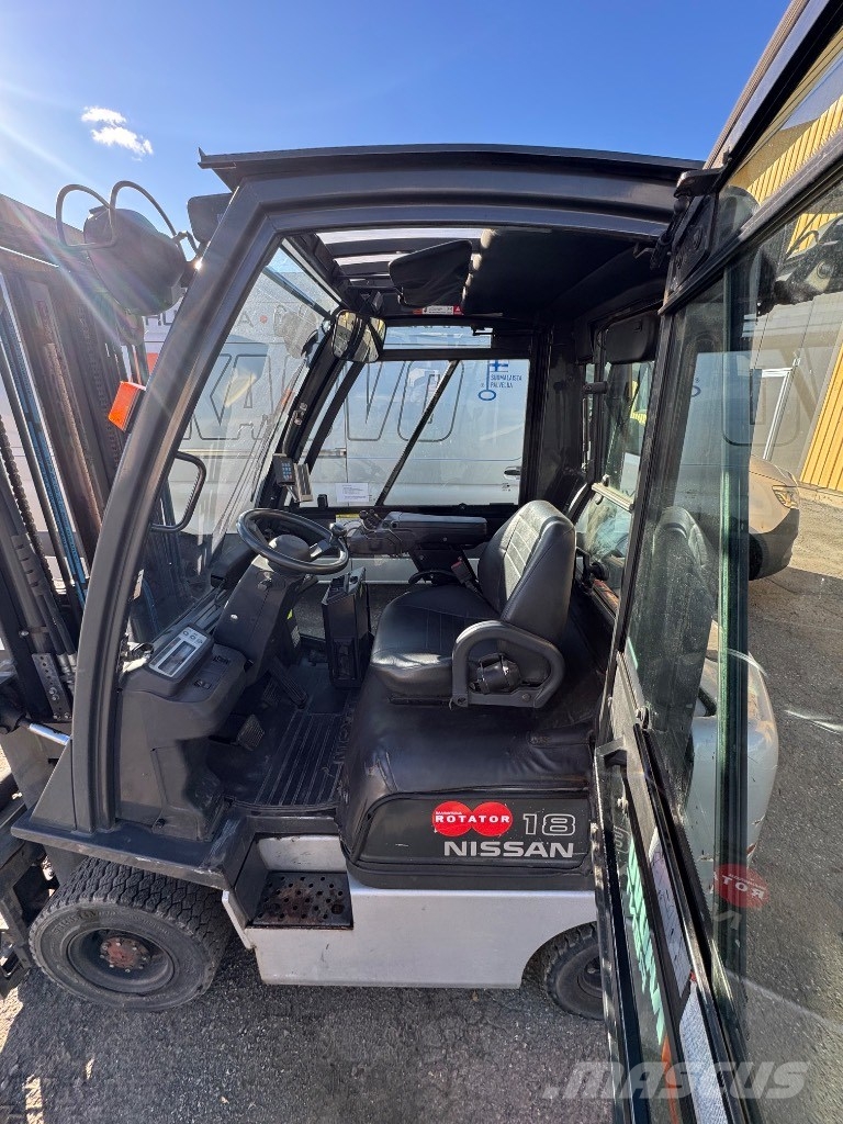 Nissan Y1D1 A 18 Q Diesel Trucker