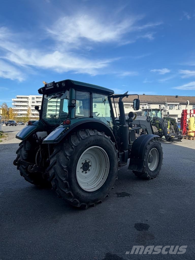 Valtra N 163 Tractors