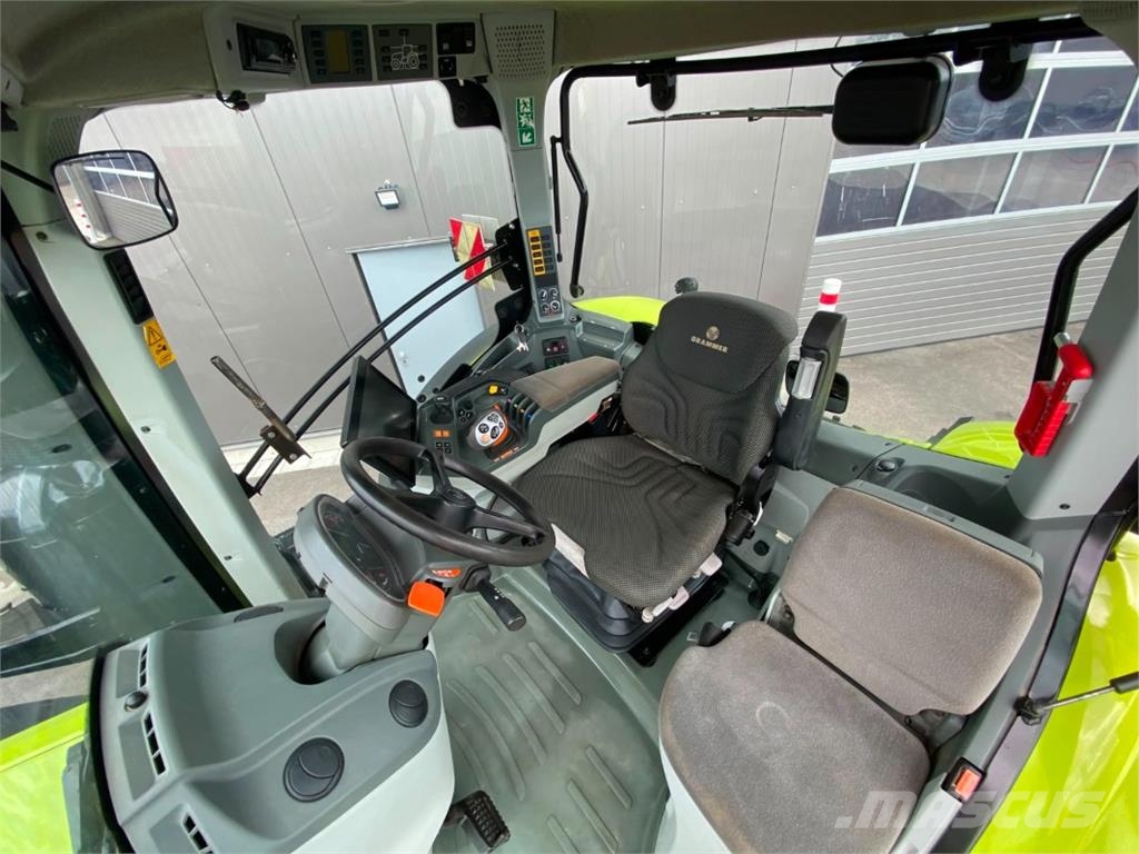 CLAAS Axion 960 CMatic 拖拉机/农用车