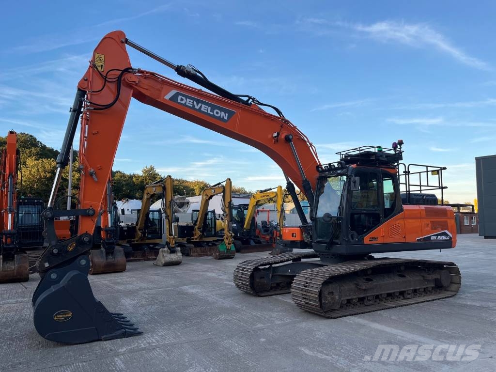 Develon DX225LC-7 Telakaivukoneet
