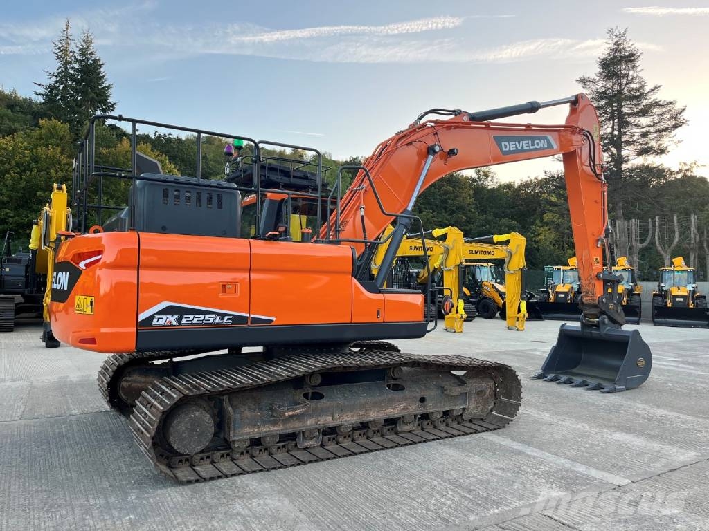 Develon DX225LC-7 Telakaivukoneet