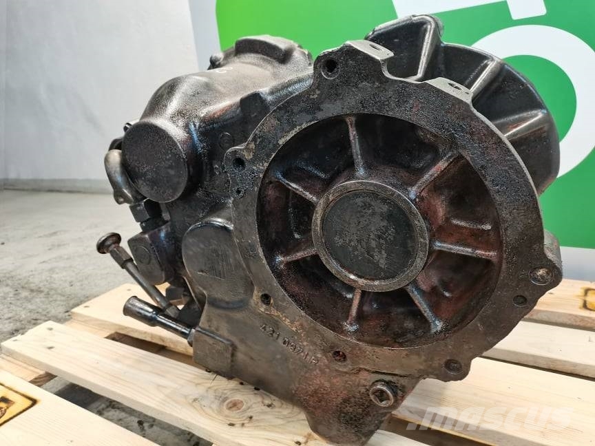 New Holland LM 732 {Spicer 87530825} gearbox Powershift Girkasse