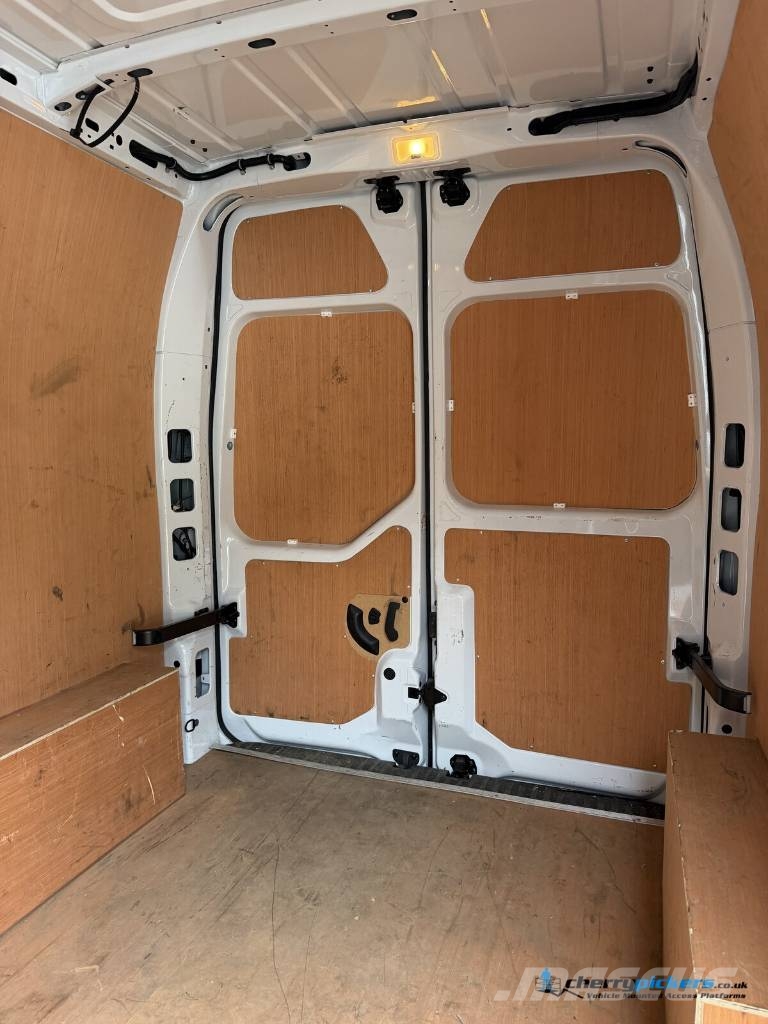 Renault Master Klubb K32 Cherry Picker Bilmontert lift