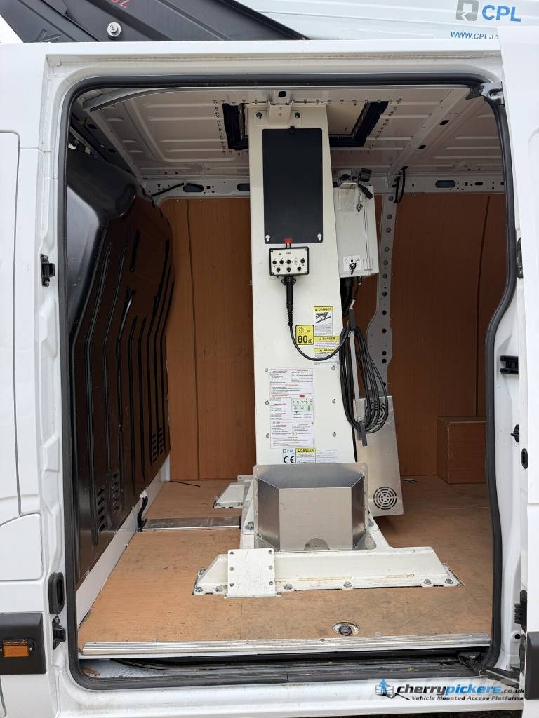 Renault Master Klubb K32 Cherry Picker Bilmontert lift
