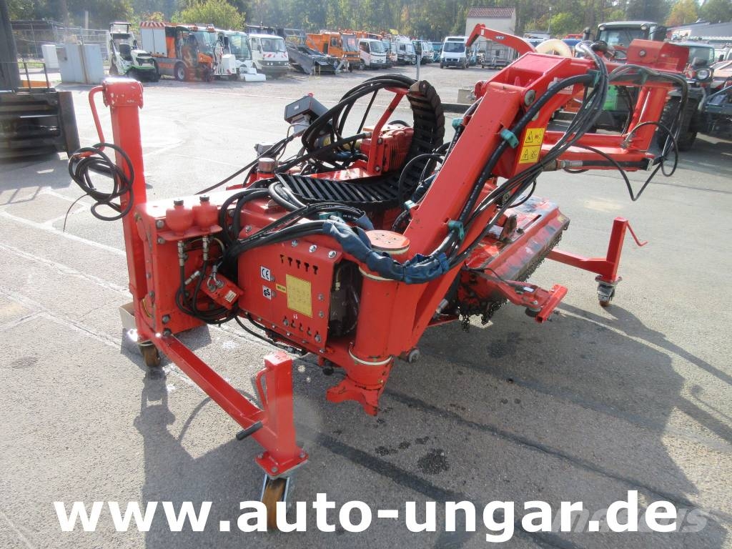 Dücker RSM 13 Randstreifenmäher Unimog Zapfwelle Bedienpu Kosilice