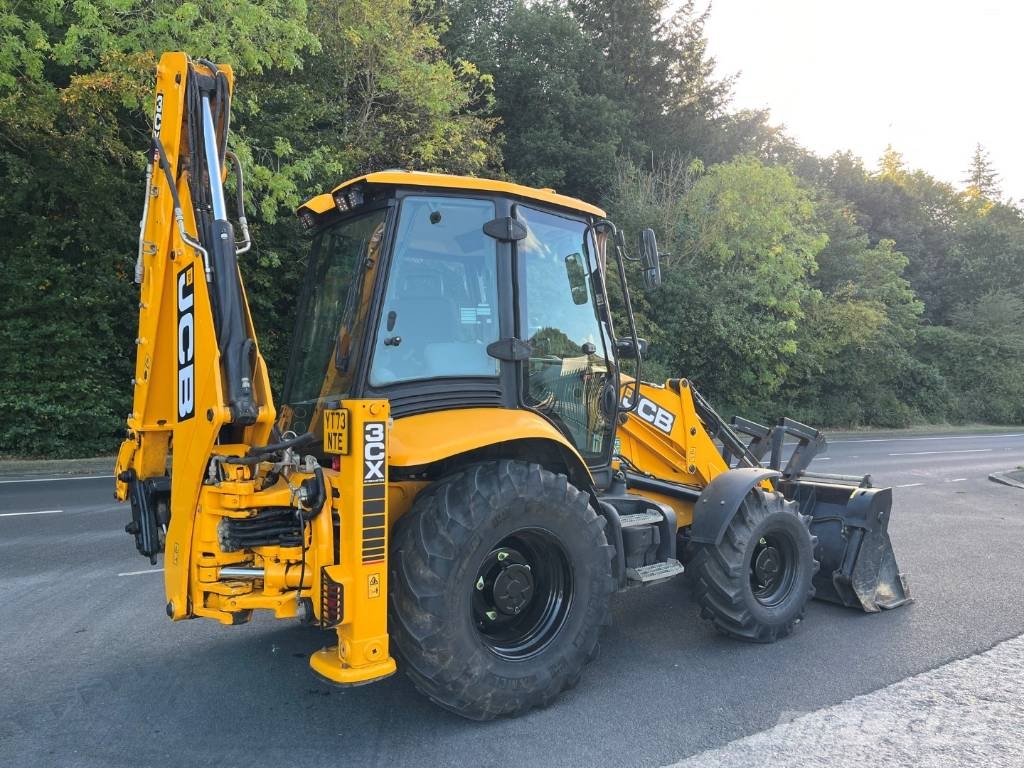 JCB 3CX PRO Экскаваторы-погрузчики