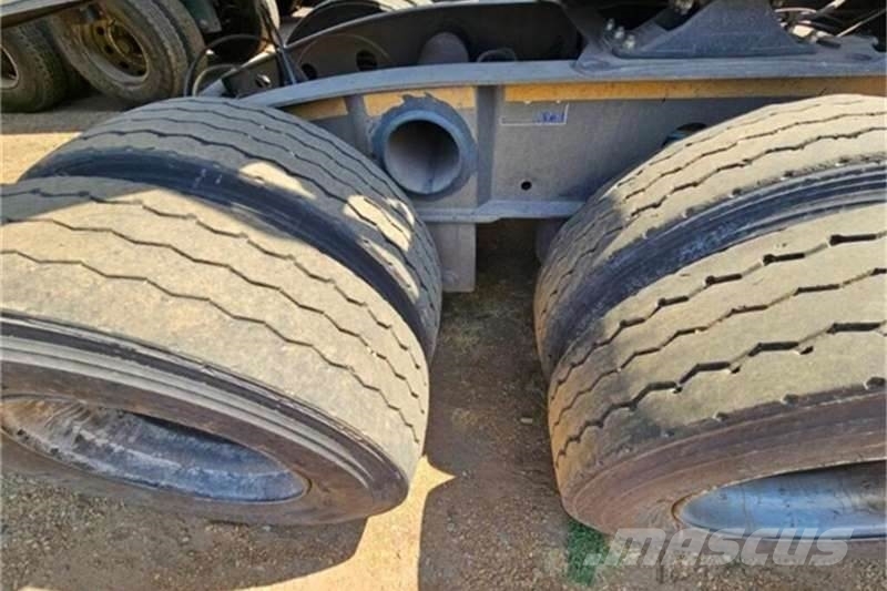 Afrit LINK SIDE TIPPER TRAILER Otros camiones