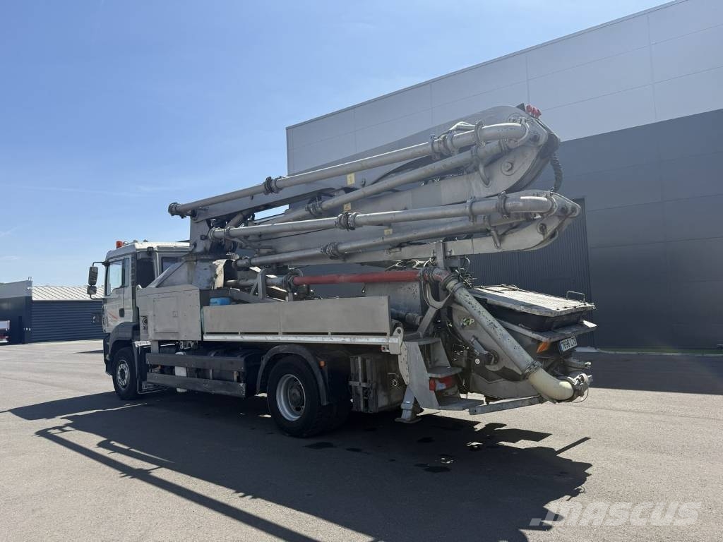 MAN TGA 320 طفرات توزيع الخرسانة