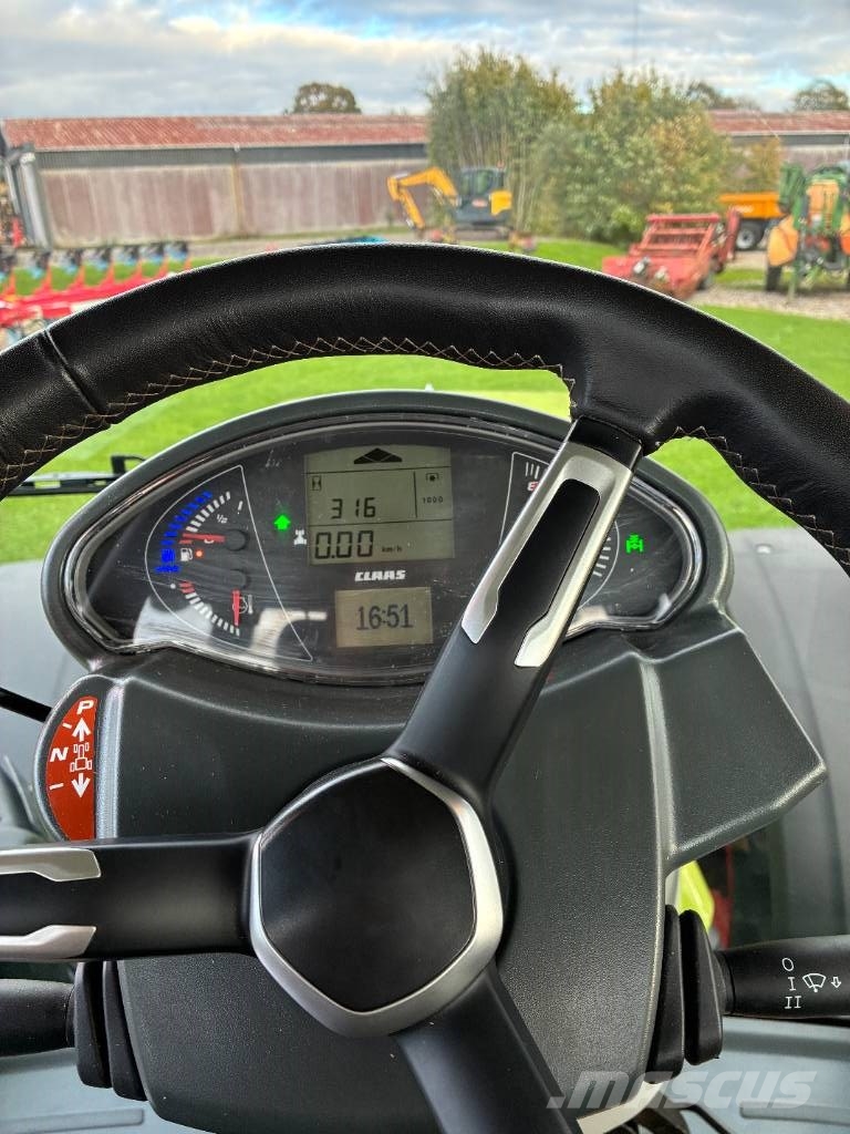 CLAAS Axion 960 Traktori