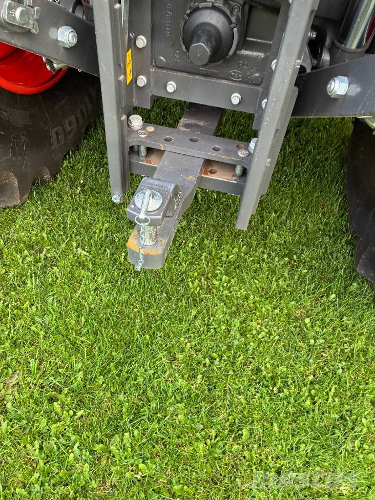 CLAAS Axion 960 Traktori
