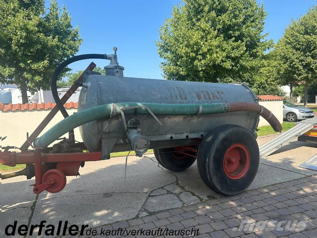 Otto Klein Wasserfass Muut perävaunut
