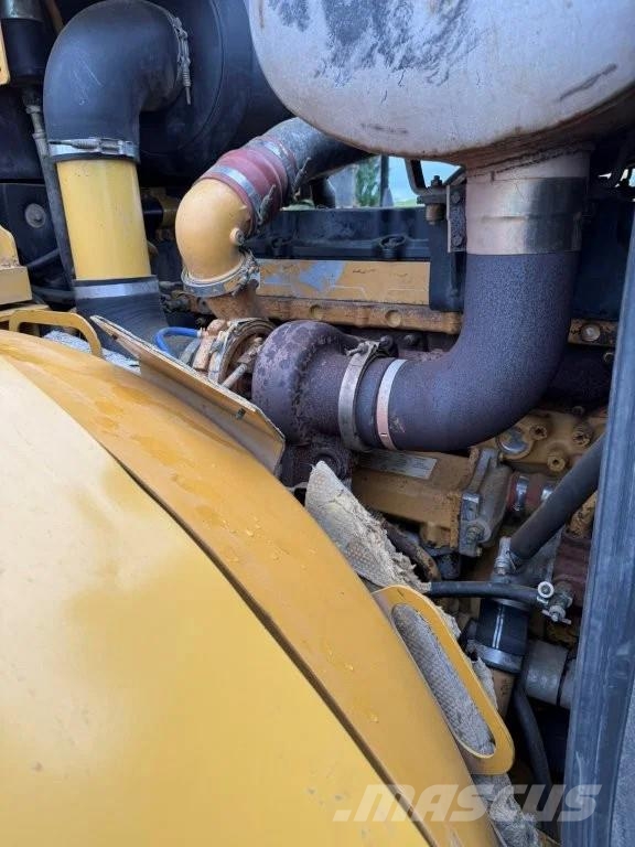 CAT 966H Kolesni nakladalci