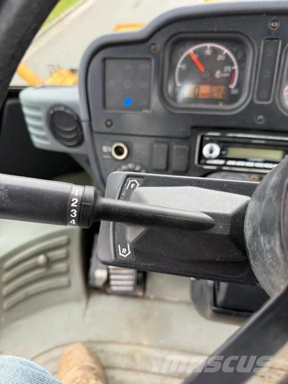 CAT 966H Kolesni nakladalci