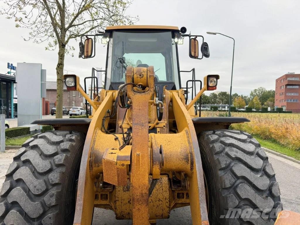 CAT 966H Kolesni nakladalci