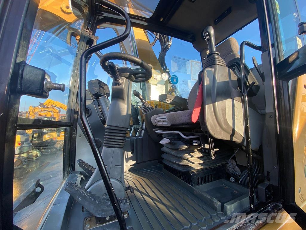 CAT M315F . Pyöräkaivukoneet