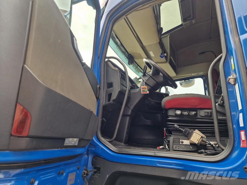 Volvo FH 13.500 Globetrotter 4x2 - PTO/Hydraulic - Navi Motrici e Trattori Stradali