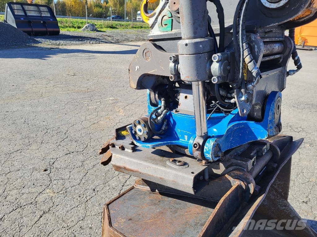 CASE CX130D 대형 굴삭기 29톤 이상