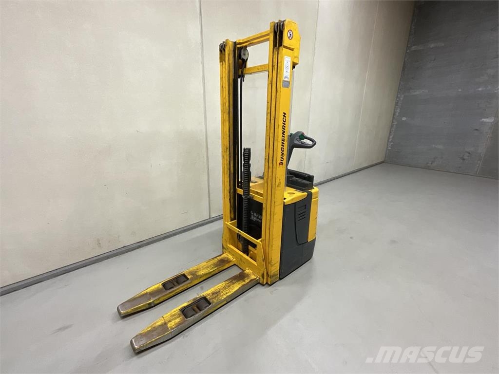 Jungheinrich ERC214 Stand-in stackers