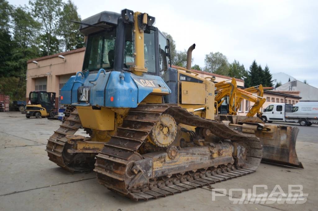 CAT D 6 N Гусеничні бульдозери