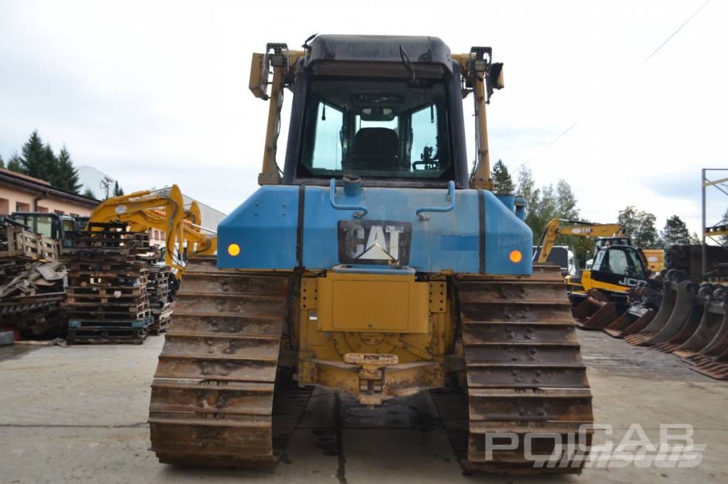 CAT D 6 N Гусеничні бульдозери