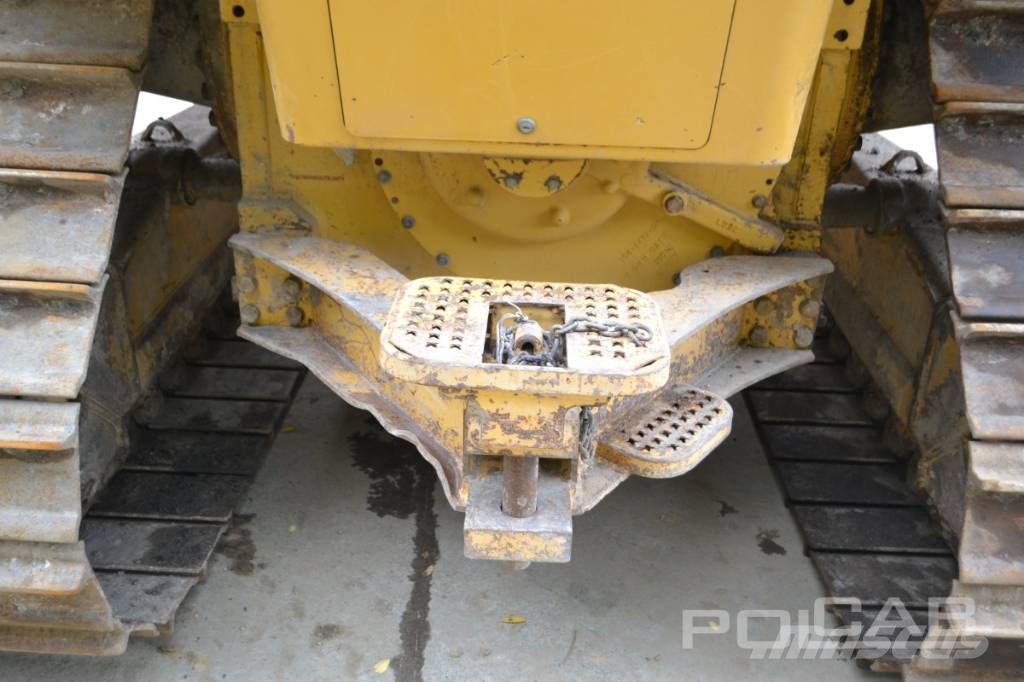 CAT D 6 N Гусеничні бульдозери