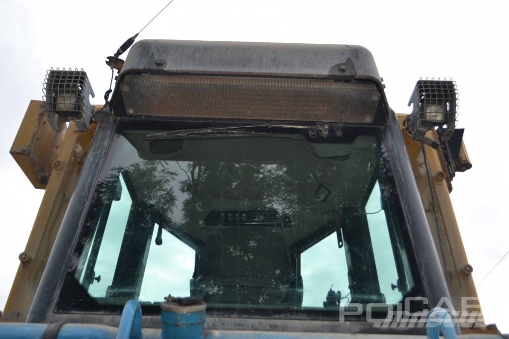 CAT D 6 N Гусеничні бульдозери