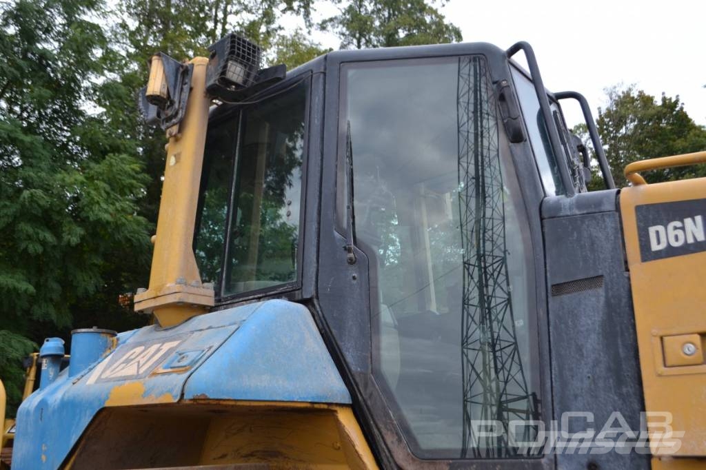 CAT D 6 N Гусеничні бульдозери