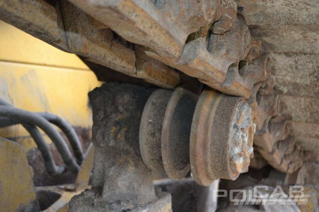 CAT D 6 N Гусеничні бульдозери