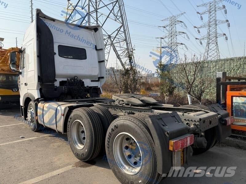 Howo Tractor 420 وحدات الجر