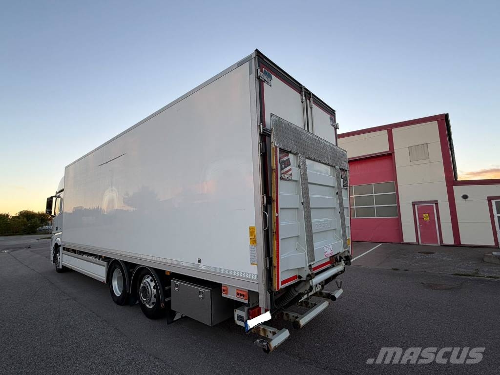 Mercedes-Benz Actros 2545 L Seria nr 3686 厢式货车