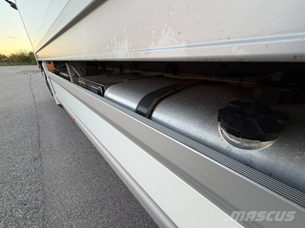 Mercedes-Benz Actros 2545 L Seria nr 3686 厢式货车