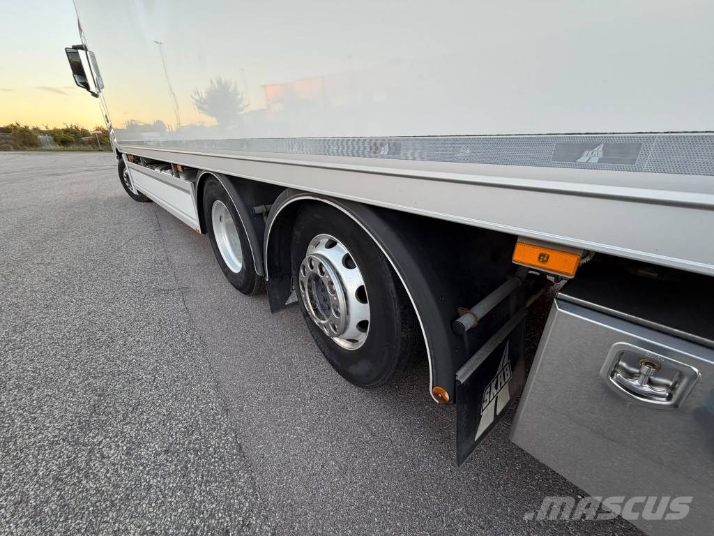 Mercedes-Benz Actros 2545 L Seria nr 3686 厢式货车