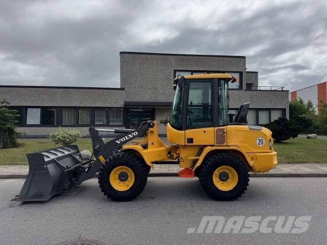 Volvo L 35 G 輪胎式裝載機
