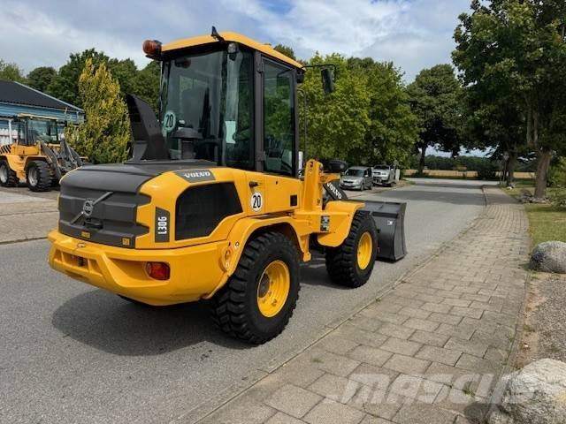 Volvo L 35 G 輪胎式裝載機