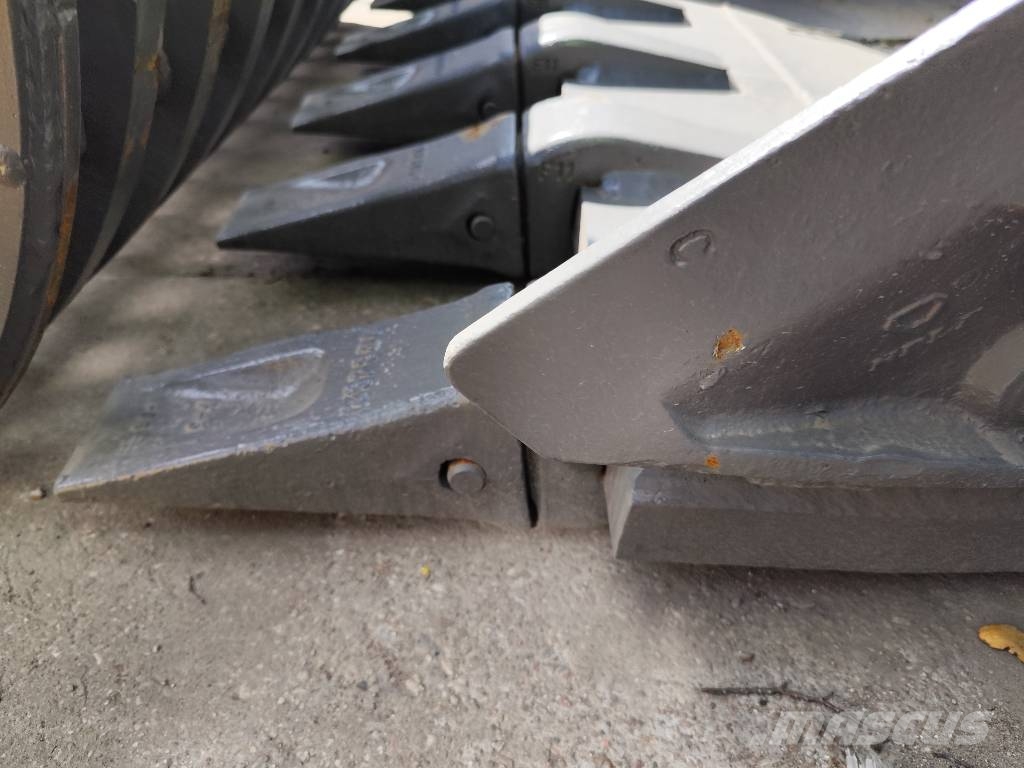 Doosan DX 340 Ekskavaatorikopad ja lisaseadmed
