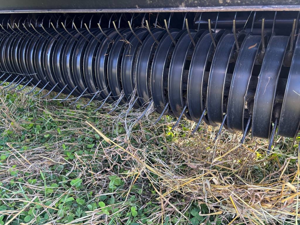 Case IH RB 465 Balirke (okrogle bale)