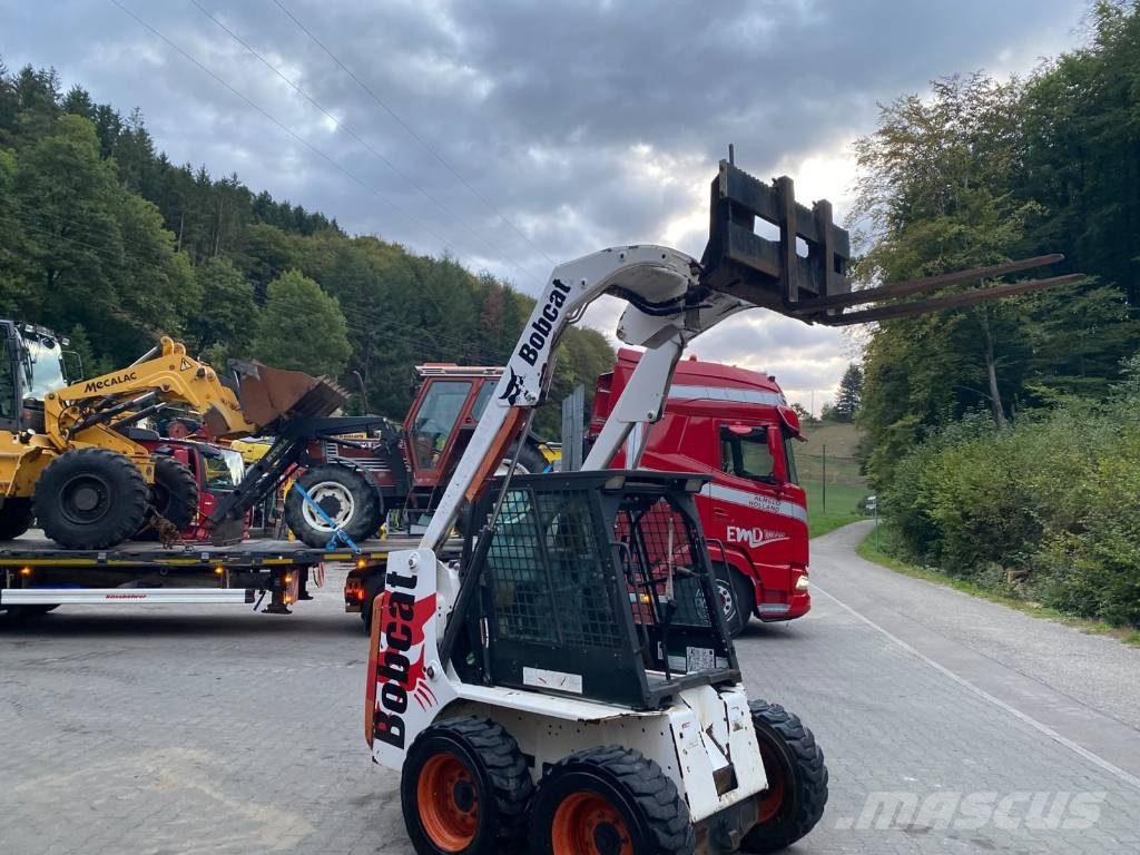 Bobcat 751 スキッドステアローダー