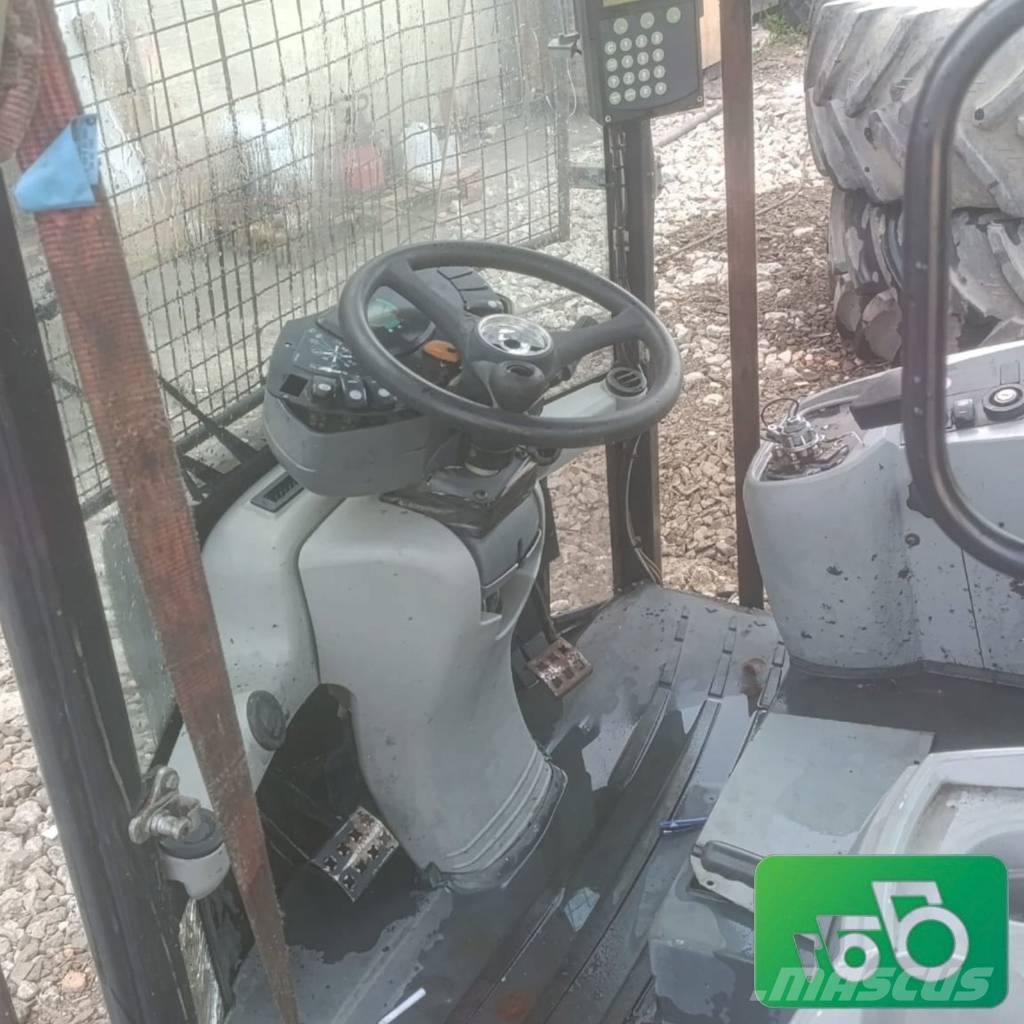 CAT 906 Complete Cabin Kabiny a interiér
