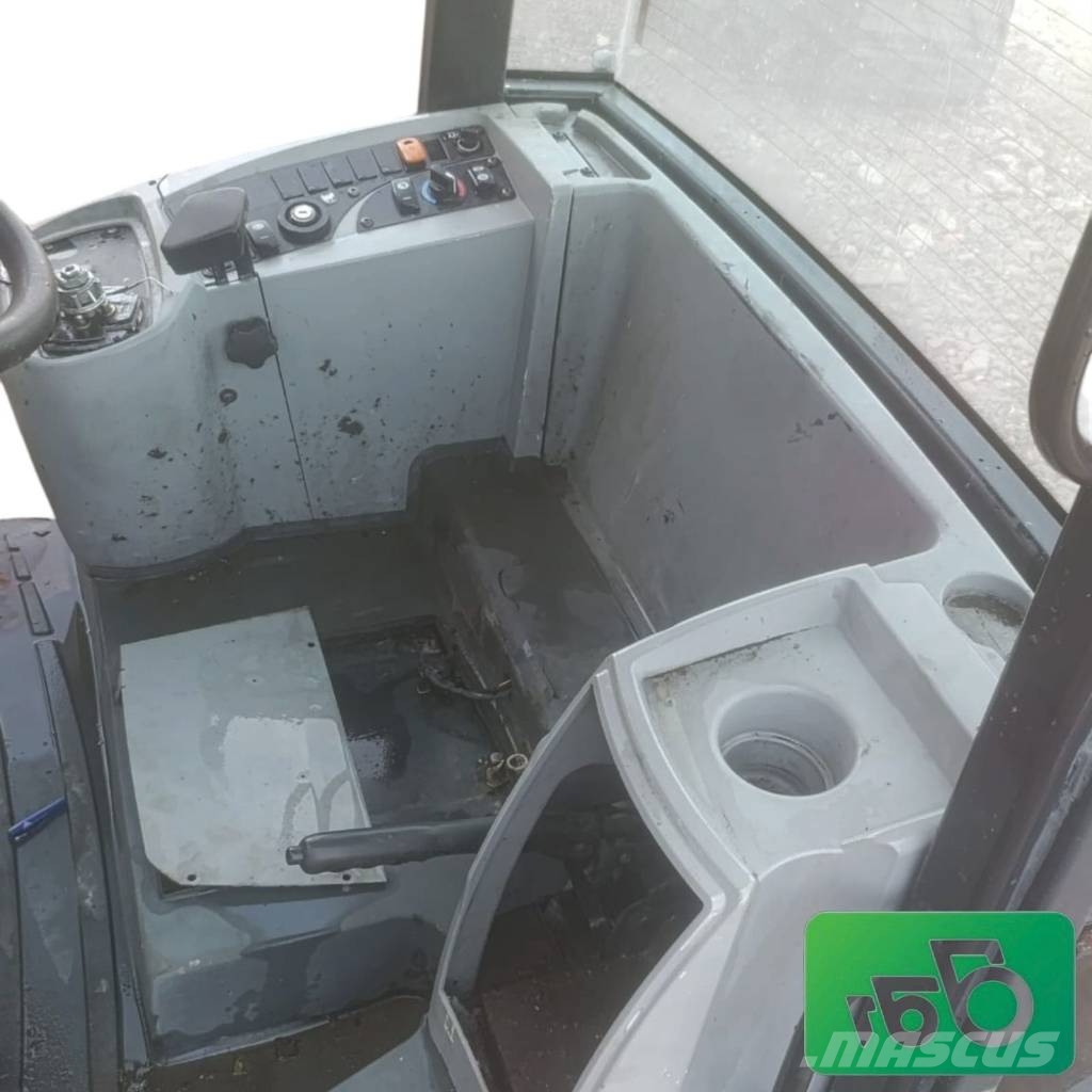 CAT 906 Complete Cabin Kabiny a interiér